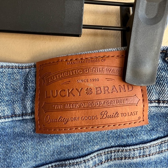 Lucky Brand Easy Rider Boot Cut Jeans - Size 4/27 - Denim Casual - Picture 4 of 7